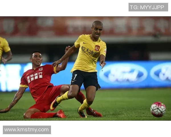 恒大与长春亚泰激战正酣精彩直播尽在眼前不容错过 恒大与长春亚泰激战正酣精彩直播尽在眼前不容错过